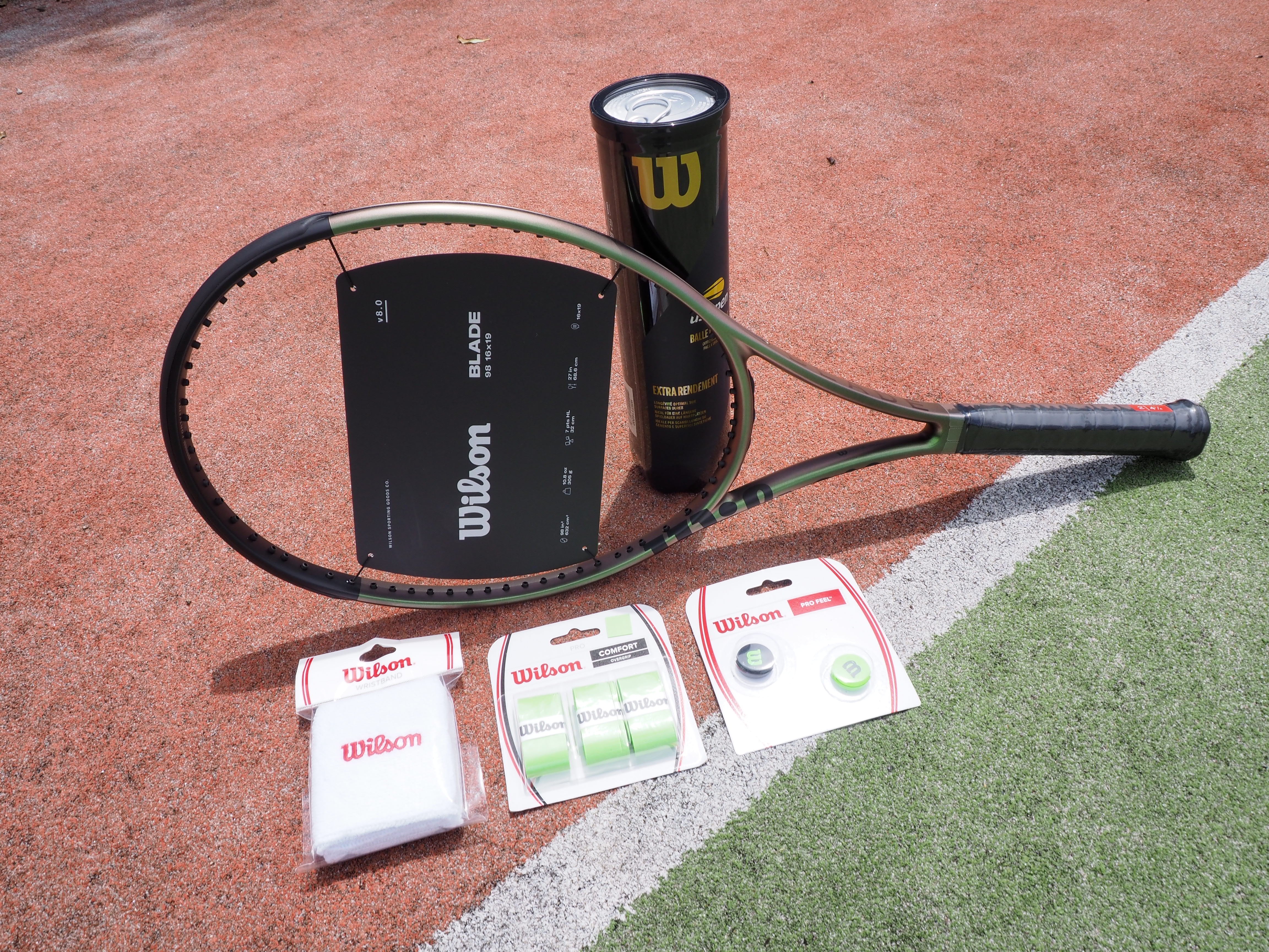 Emma Raducanu Wilson Pro Tennis Bundle L2